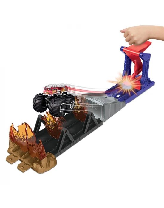Hot Wheels Monster Trucks Aksiyona Başlangıç Oyun Seti - Fire Thr