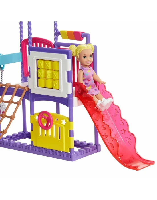 Barbie Bebek Bakıcısı Skipper Parkta Oyun Seti