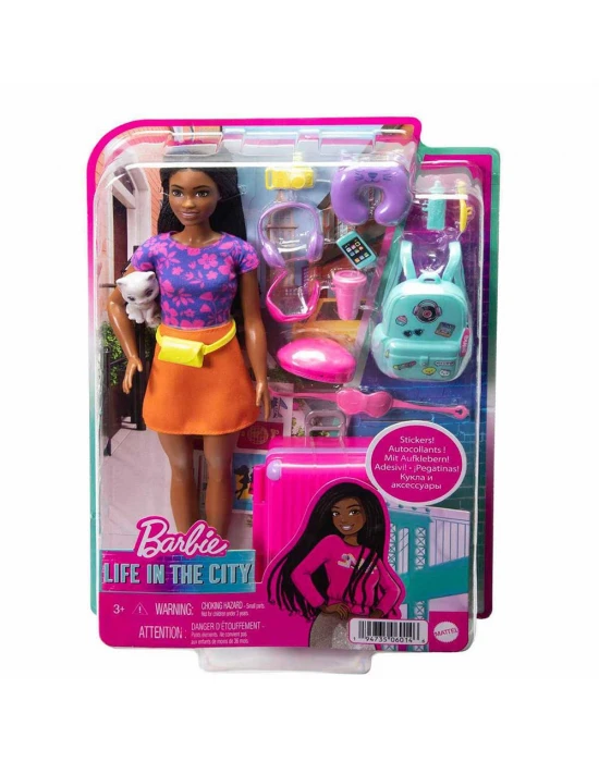 Barbie Brooklyn Seyahatte Bebeği ve Aksesuarları
