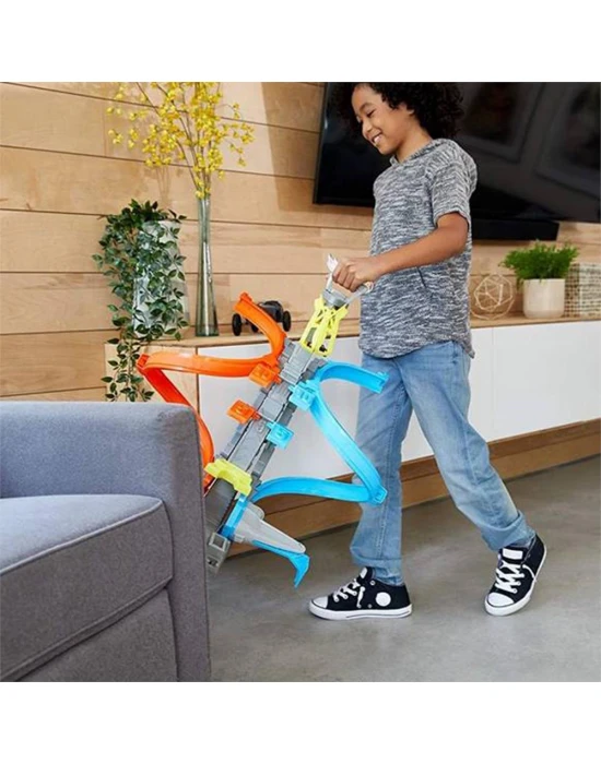 Hot Wheels Dikey Uçuş Heyecan Yarış Seti