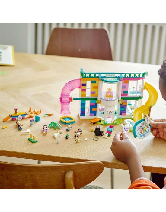 Lego Friends Evcil Hayvan Bakım Merkezi 41718