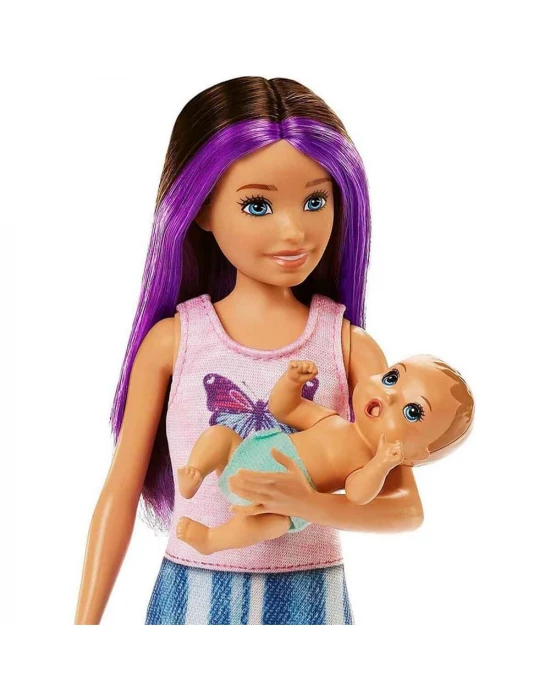 Barbie Bebek Bakıcılığı Oyun Seti HJY33