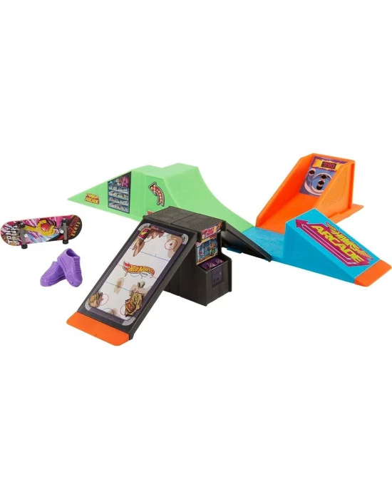 Hot Wheels Eğlenceli Kaykay Parkı Oyun Seti