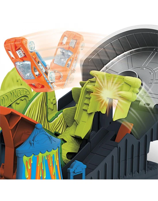 Hot Wheels Zehirli Dinozor Saldırısı Oyun Seti