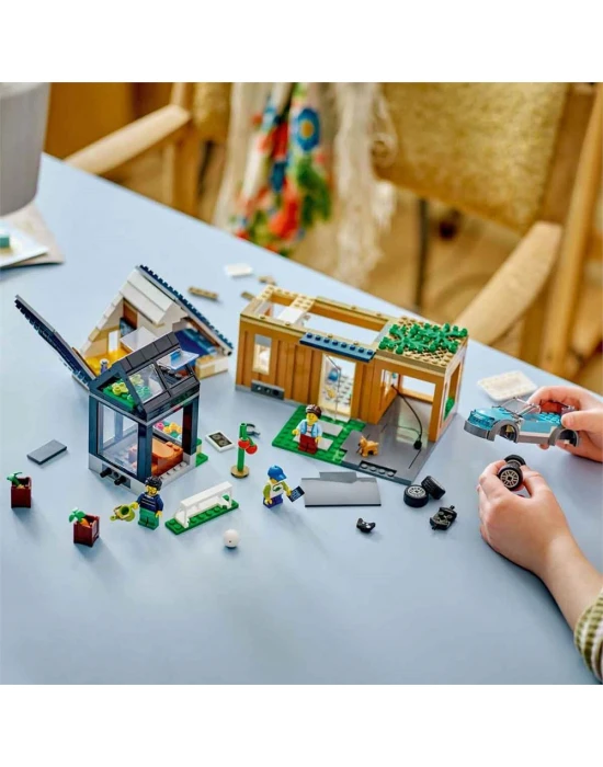 LEGO City Aile Evi ve Elektrikli Araba 60398