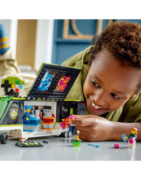LEGO City Oyun Turnuvası Tırı 60388