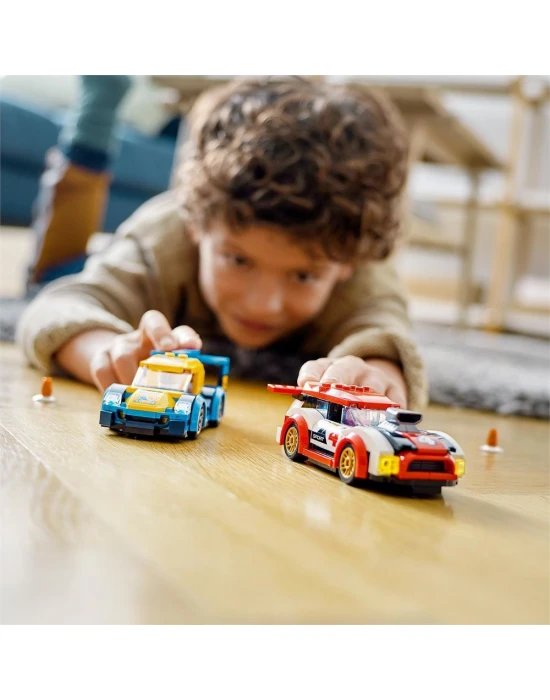 LEGO City Yarış Arabaları 60256