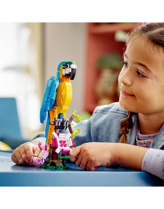 LEGO Creator Egzotik Papağan 31136