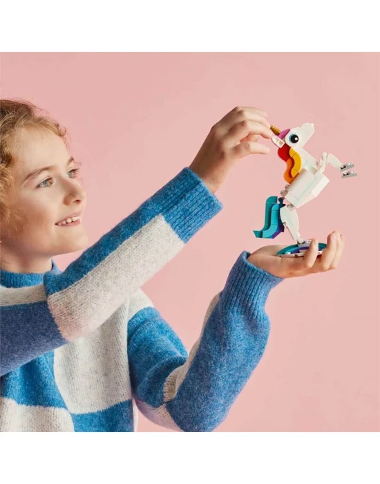 LEGO Creator Sihirli Tek Boynuzlu At 31140