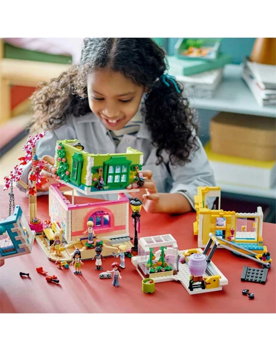 LEGO Friends Heartlake City Toplum Merkezi 41748