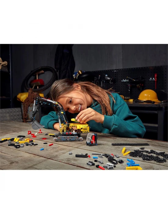 Lego Technic Ağır Yük Ekskavatörü