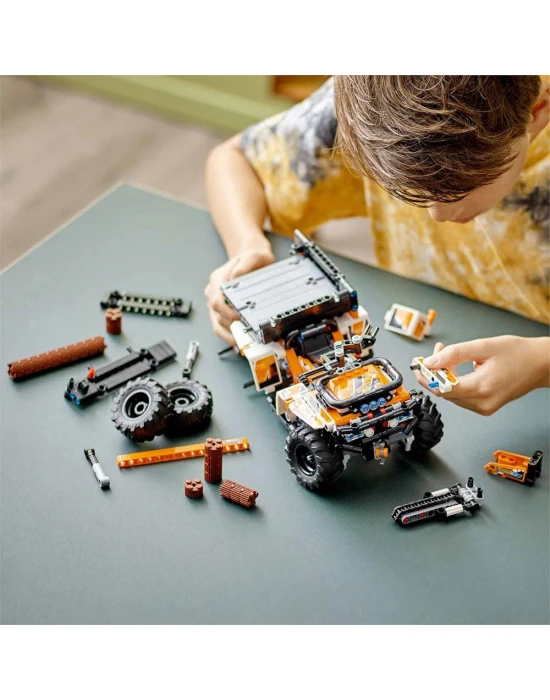 Lego Technic Arazi Aracı 42139