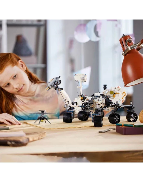 LEGO Technic NASA Mars Rover Perseverance 42158