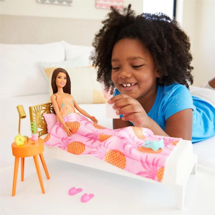 Barbie Bebek ve Oda Oyun Setleri GRG86