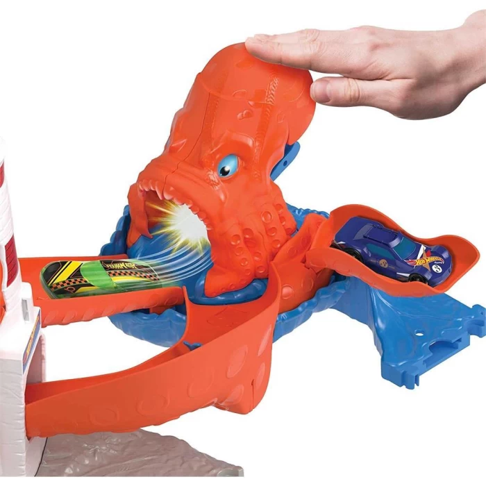 Hot Wheels Ahtapot İstilası Saldırısı Oyun Seti