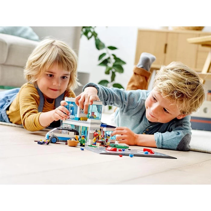 Lego City Aile Evi
