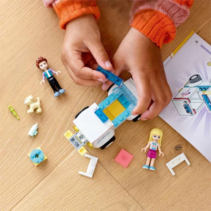 Lego Friends Evcil Hayvan Kliniği Ambulansı 41694