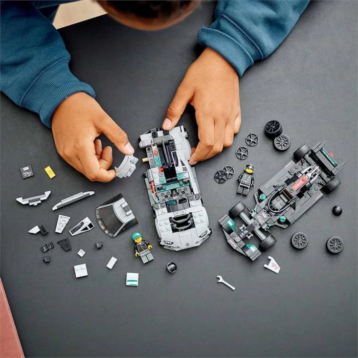 Lego Speed Champions Mercedes-AMG F1 W12 E Performance ve Mercede