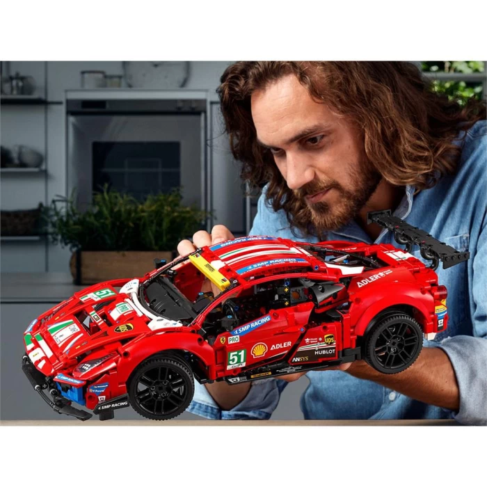 Lego Technic Ferrari 488 GTE