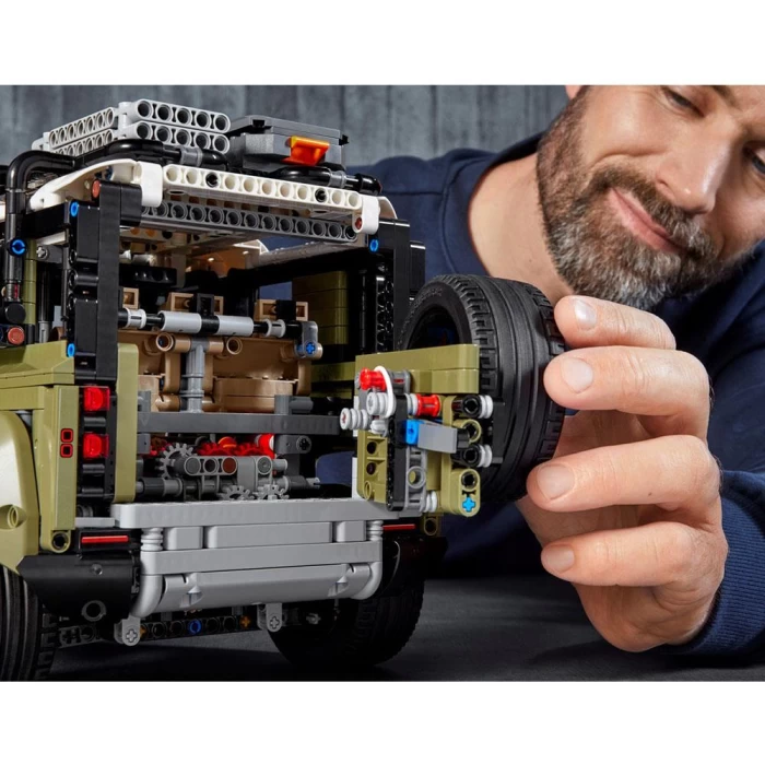 Lego Technic Land Rover
