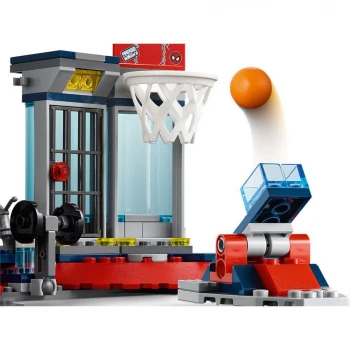 Lego Spider-Man Örümcek Yuvasına Saldırı