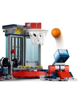 Lego Spider-Man Örümcek Yuvasına Saldırı