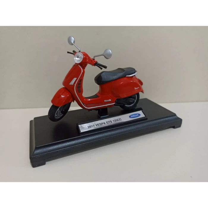 Welly 2017 vespa gts 125cc 1:18