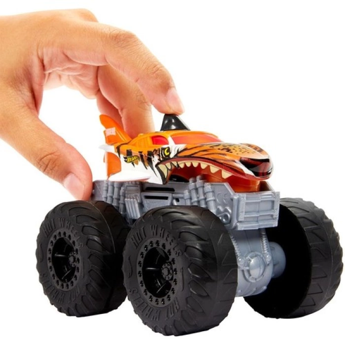 Hot Wheels Monster Trucks 1:43 Tiger Shark HDX62