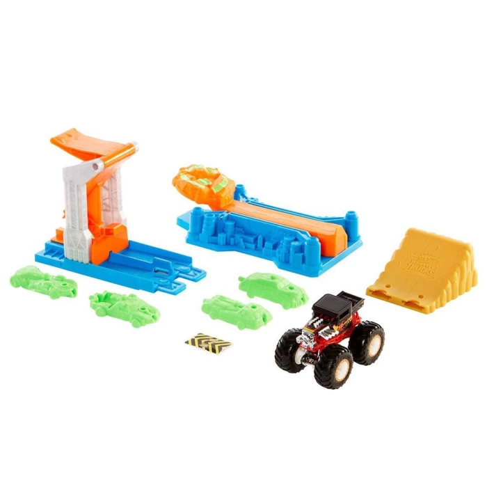 Hot Wheels Monster Trucks Fırlat ve Çarpış Oyun Seti