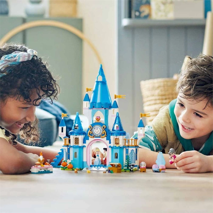 LEGO Disney Princess Sindirella ve Yakışıklı Prensin Şatosu 4320