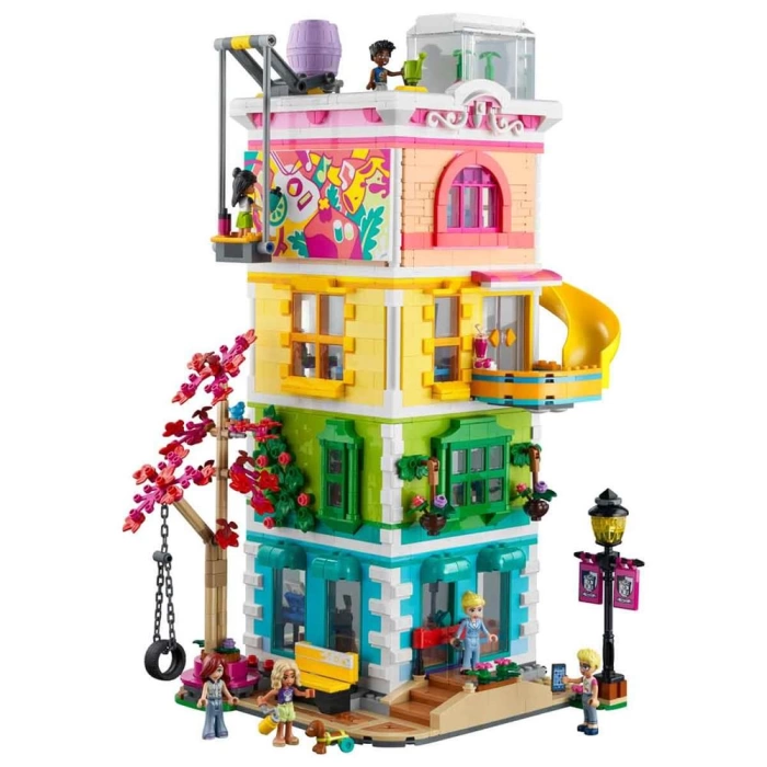 LEGO Friends Heartlake City Toplum Merkezi 41748