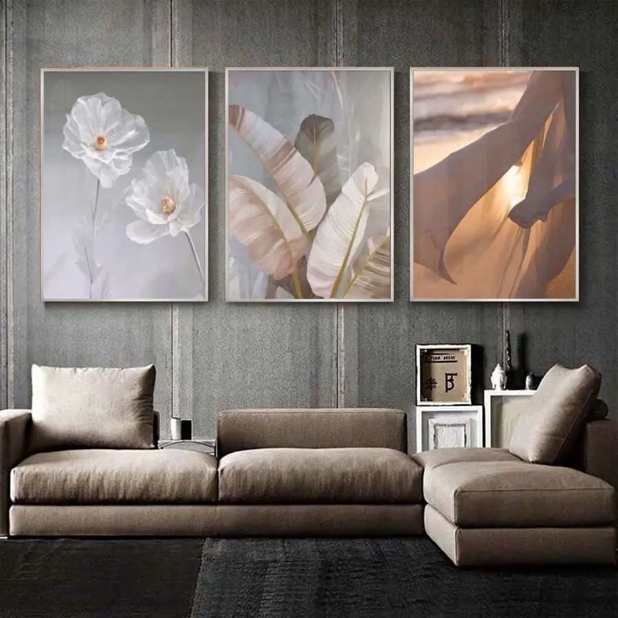 Zarafetin Sanatsal Yansıması: Pastel Yaprak Ve Çiçek Desenleri Üçlü Metal Çerçeveli Tablo Seti