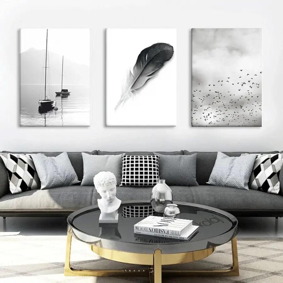 Siyah Beyaz Konsept: Göl üzerinde Kayıklar, Kuş Tüyü ve Gökyüzünde Kuşlar Üçlü Kombin Tablo Seti