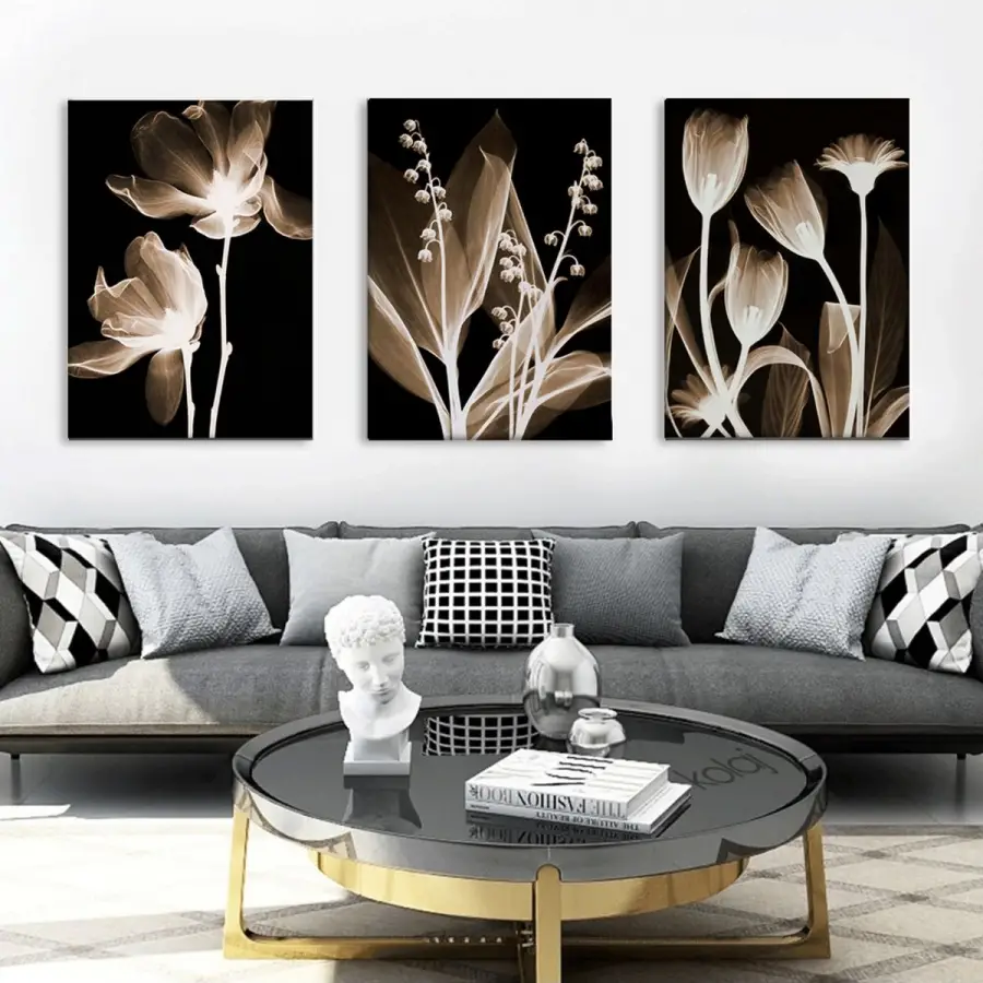 Siyah Zemin Üzerinde Dekoratif Çiçekler Duvar Tablosu 3’lü Kanvas Tablo Seti