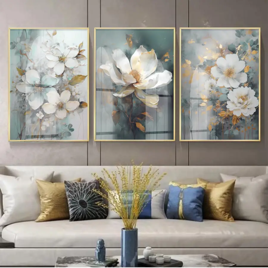 Monokrom Çiçek Desenli Gold Metal Çerçeveli Cam Tablo