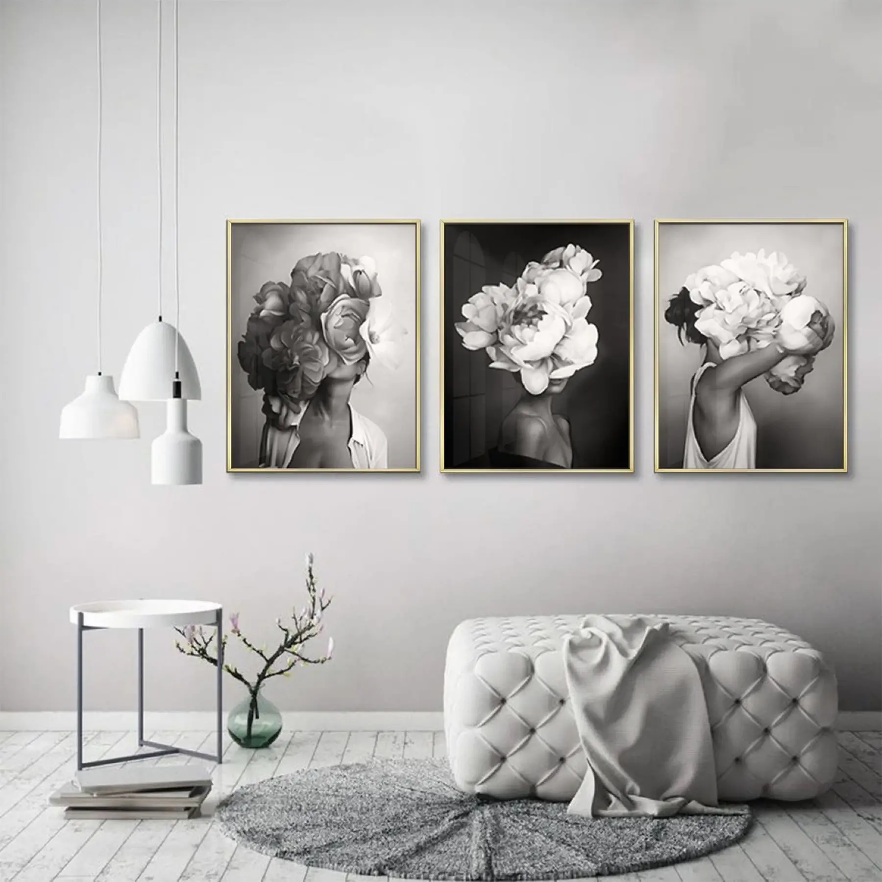 Çiçek Başlıklı Figürler: Üçlü Metal Çerçeveli Tablo Takımı