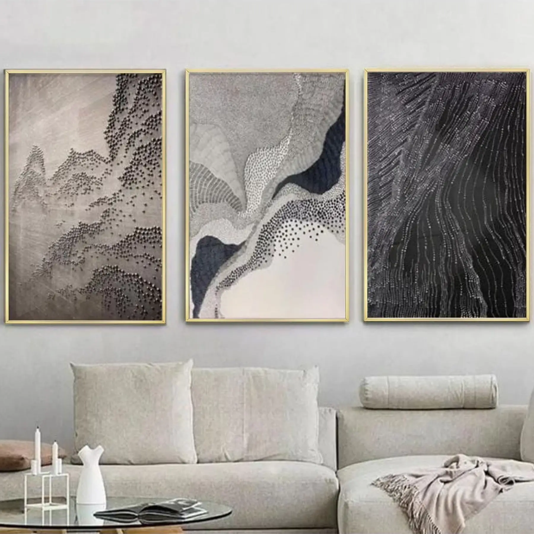 Zamanın İzinde: Üçlü Soyut Metal Çerçeveli Tablo Seti