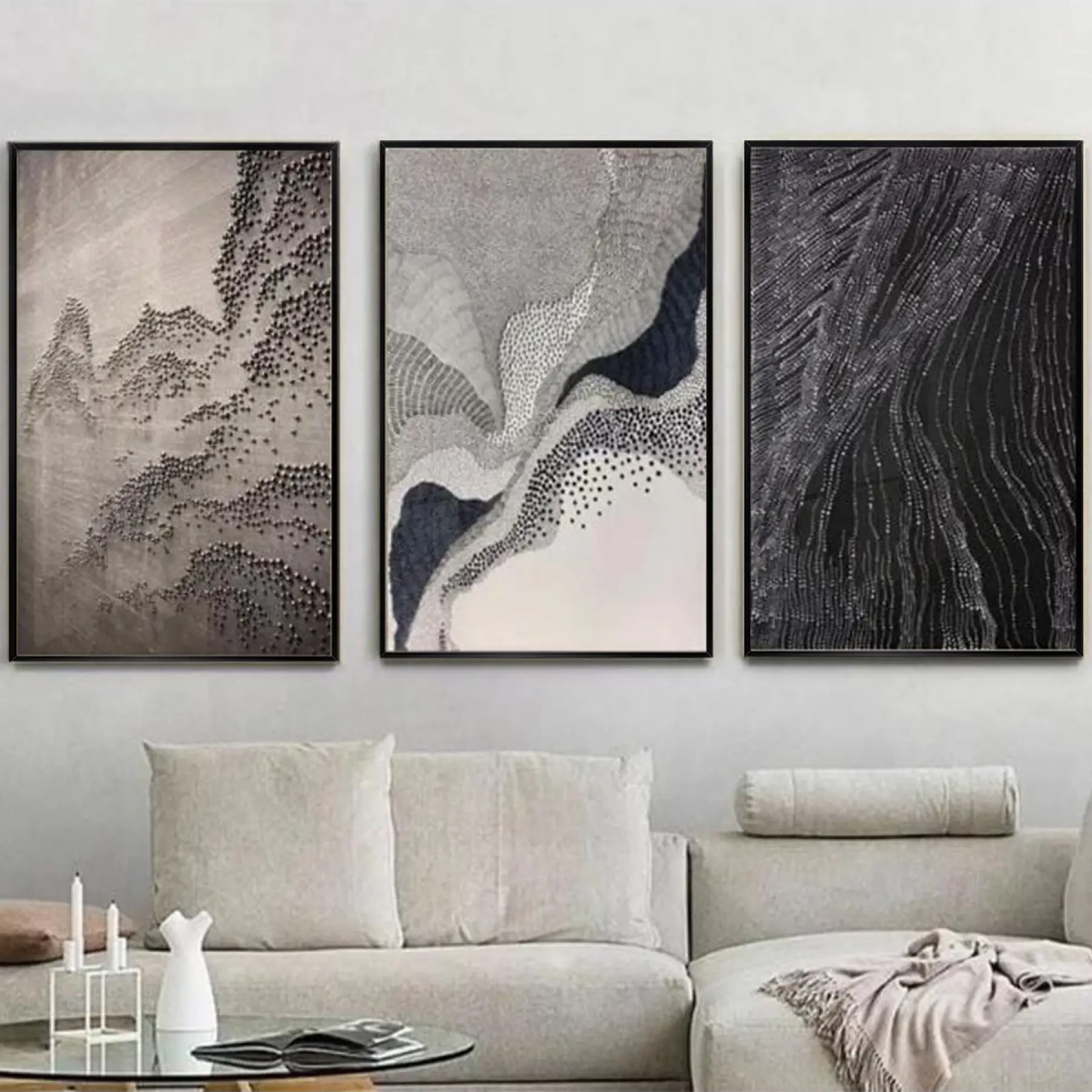 Zamanın İzinde: Üçlü Soyut Metal Çerçeveli Tablo Seti