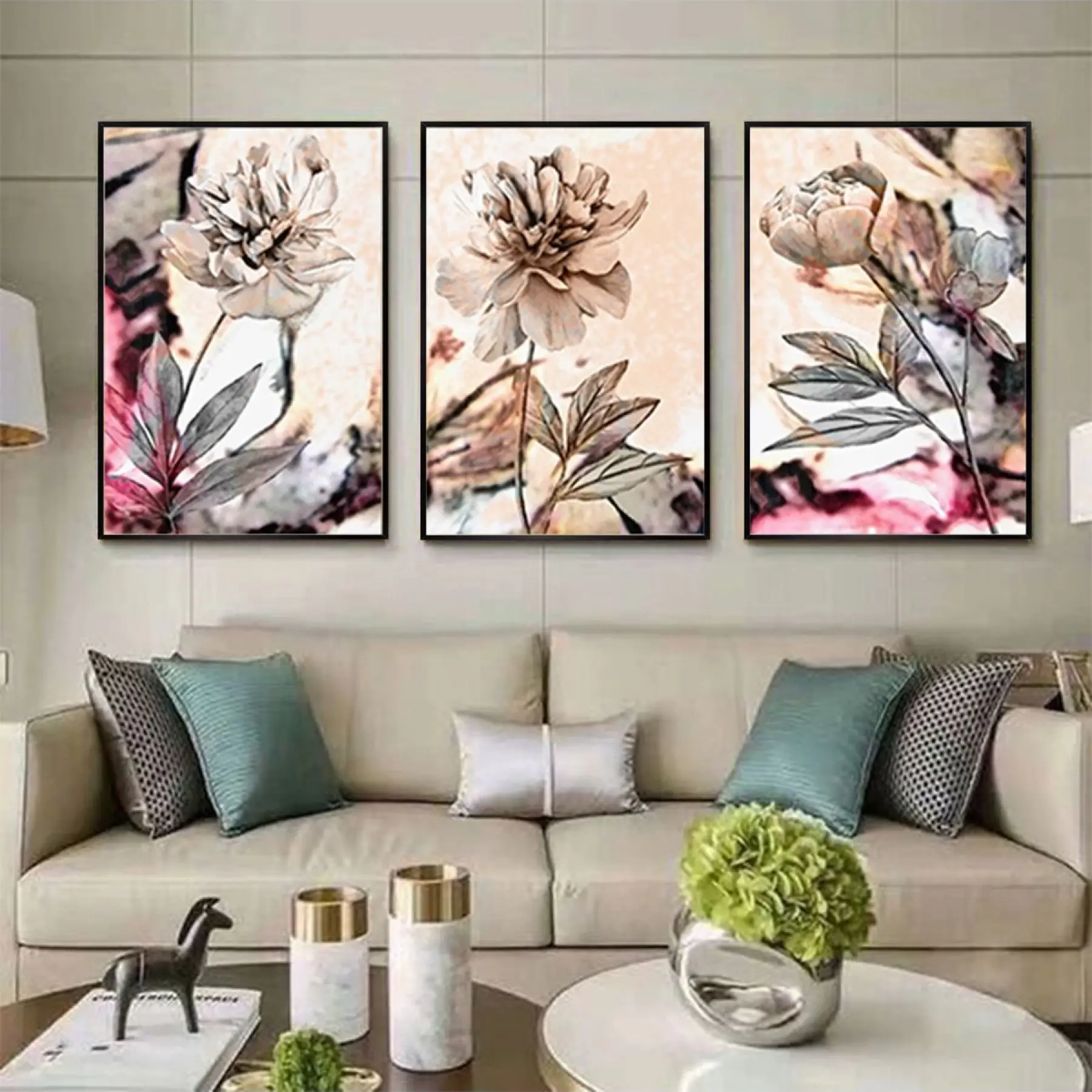 Floral Senfoni: Klasik Güzellik Siyah Metal Çerçeveli Tablo Seti