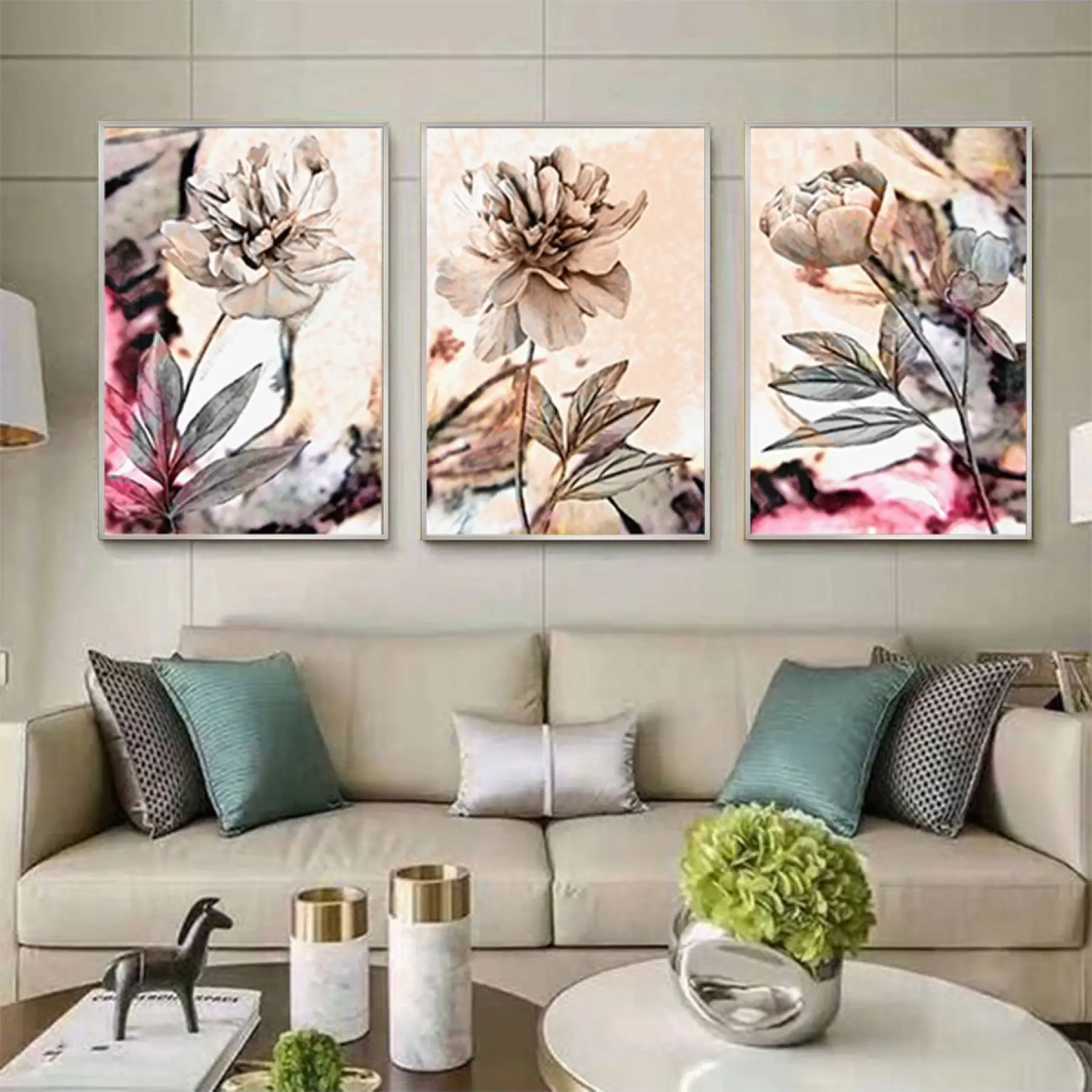 Floral Senfoni: Klasik Güzellik Gümüş Metal Çerçeveli Tablo Seti