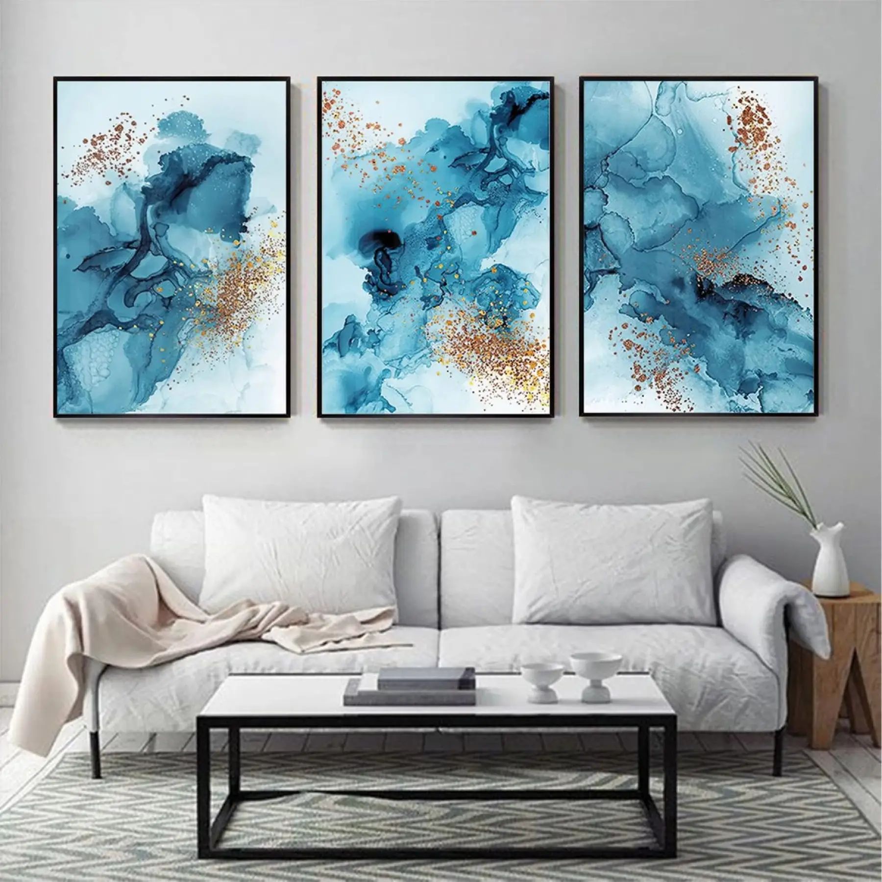 Mavinin Ve Altının Sanatsal Sentezi Metal Çerçeveli Üçlü Tablo Seti