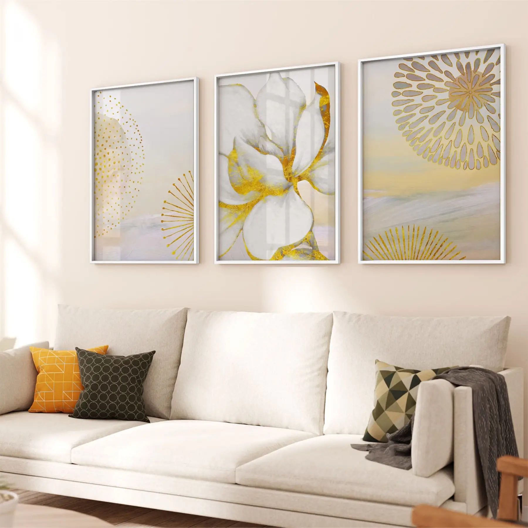 Gold Çiçekler Temalı Üçlü Metal Çerçeveli Tablo Seti