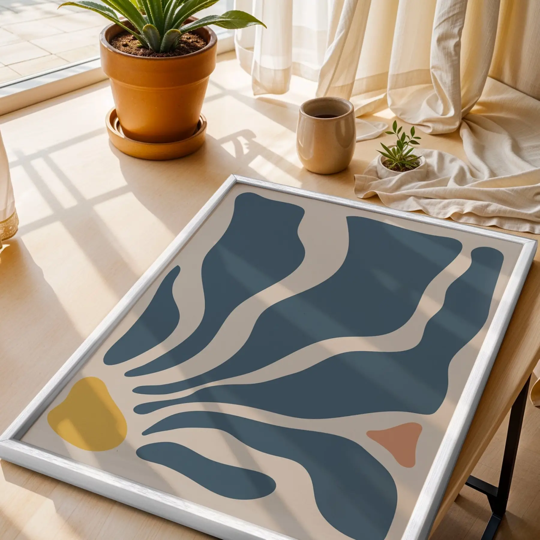 Mavi Organik Soyut Sanat Beyaz Ahşap Çerçeveli Tablo Aksesuarları Modern İç Mekan Yatak