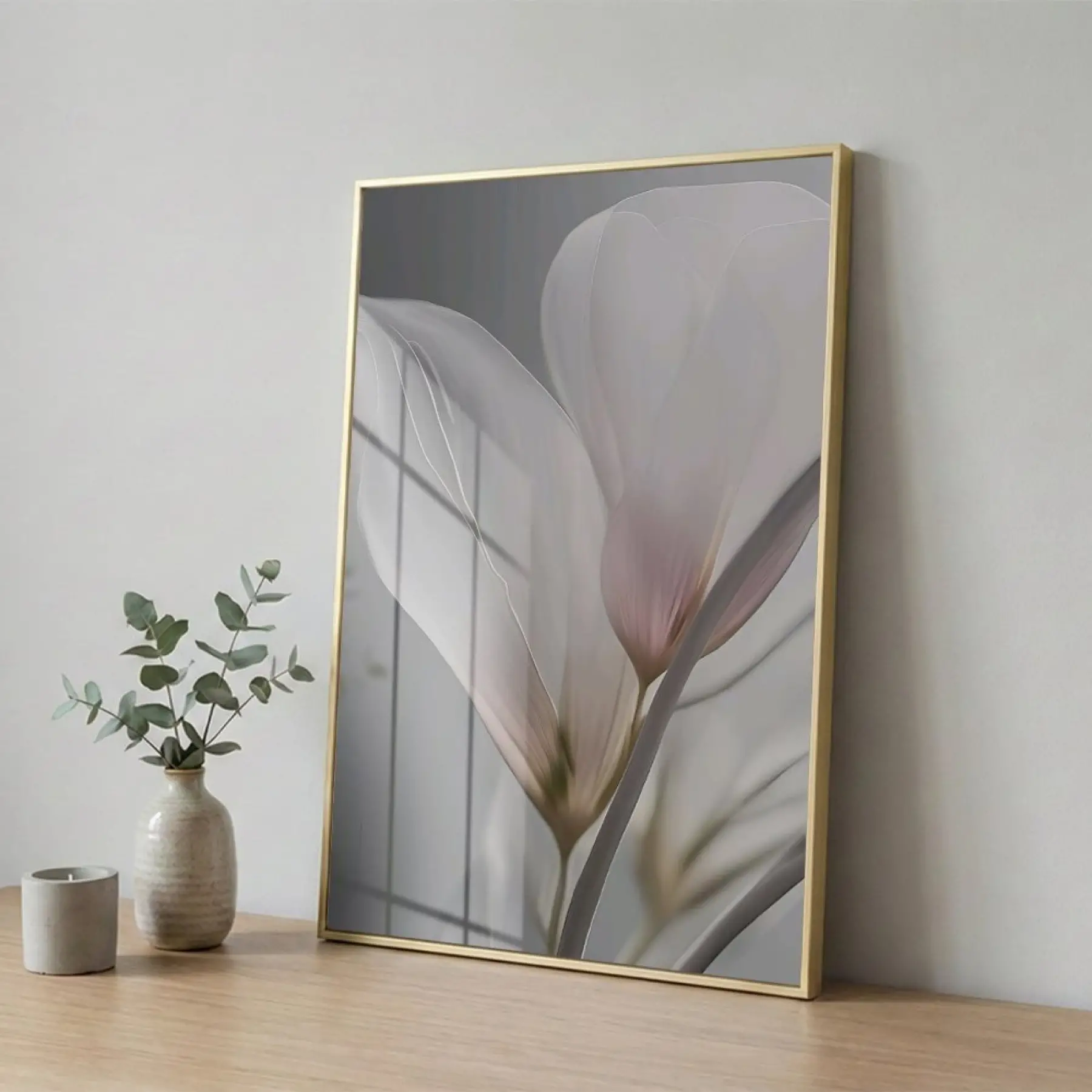 Narin Çiçek Pastel Gri Tonları Tekli Gold Metal Çerçeveli Cam Tablo Salon Oturma
