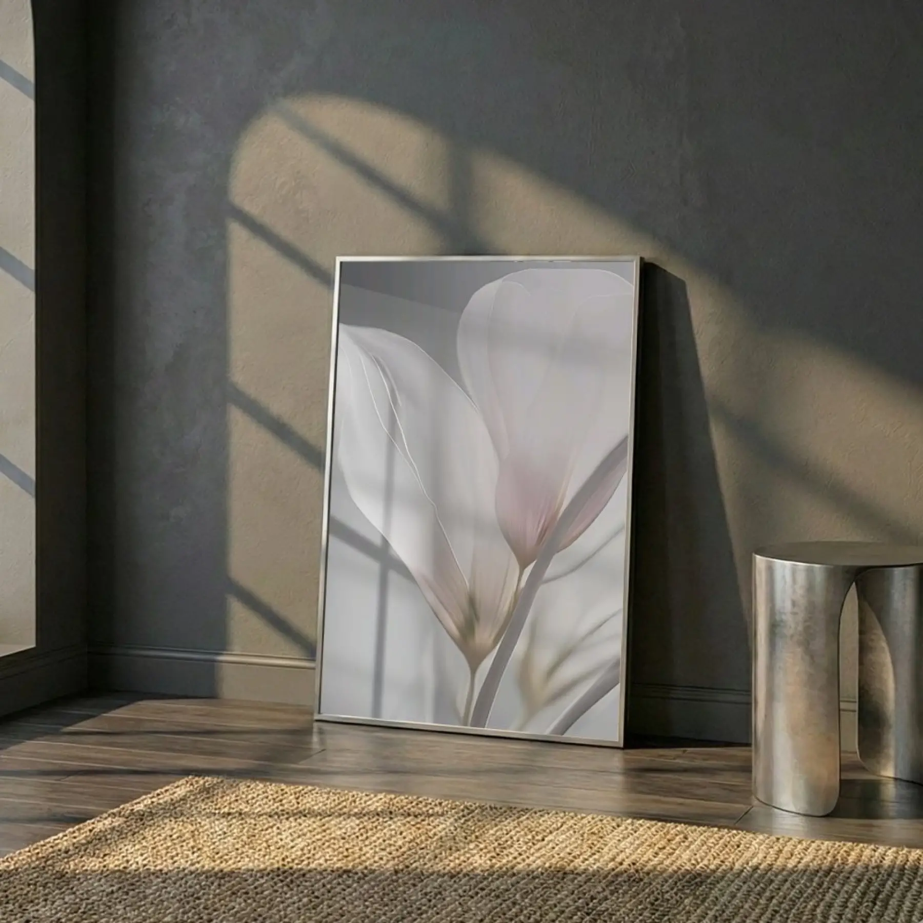 Narin Çiçek Pastel Gri Tonları Tekli Gümüş Metal Çerçeveli Cam Tablo Poster Dekoratif