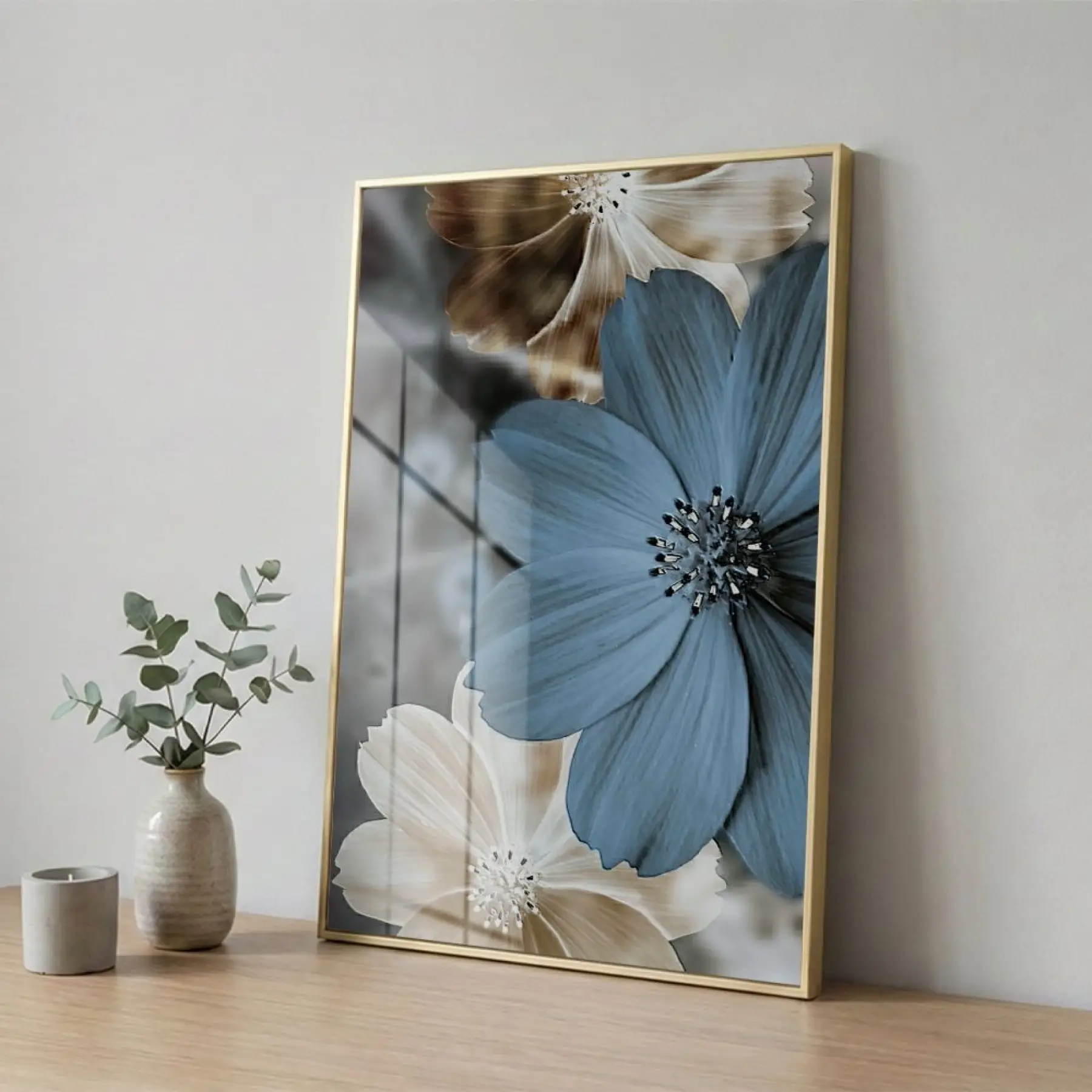 Yakın Çiçek Buz Mavisi Bej Tekli Gold Metal Çerçeveli Cam Tablo Poster Dekoratif