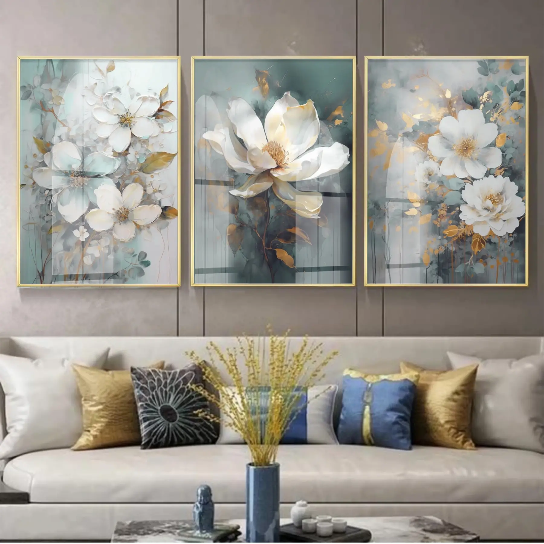 Monokrom Çiçek Desenli Gold Metal Çerçeveli Cam Tablo