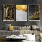 Altın Dokunuşlar: Üçlü Metal Çerçeveli Tablo Takımı