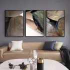 Dokusal Zenginlik: Ahşap, Taş ve Metalin Soyut Dansı Üçlü Metal Çerçeveli Tablo Seti