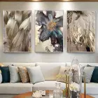 Altın Işıltılı Tüyler Üçlü Metal Çerçeveli Tablo Takımı